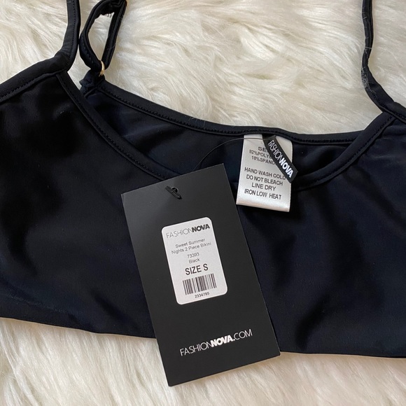 Fashio Nova Black Swim top - Picture 2 of 4
